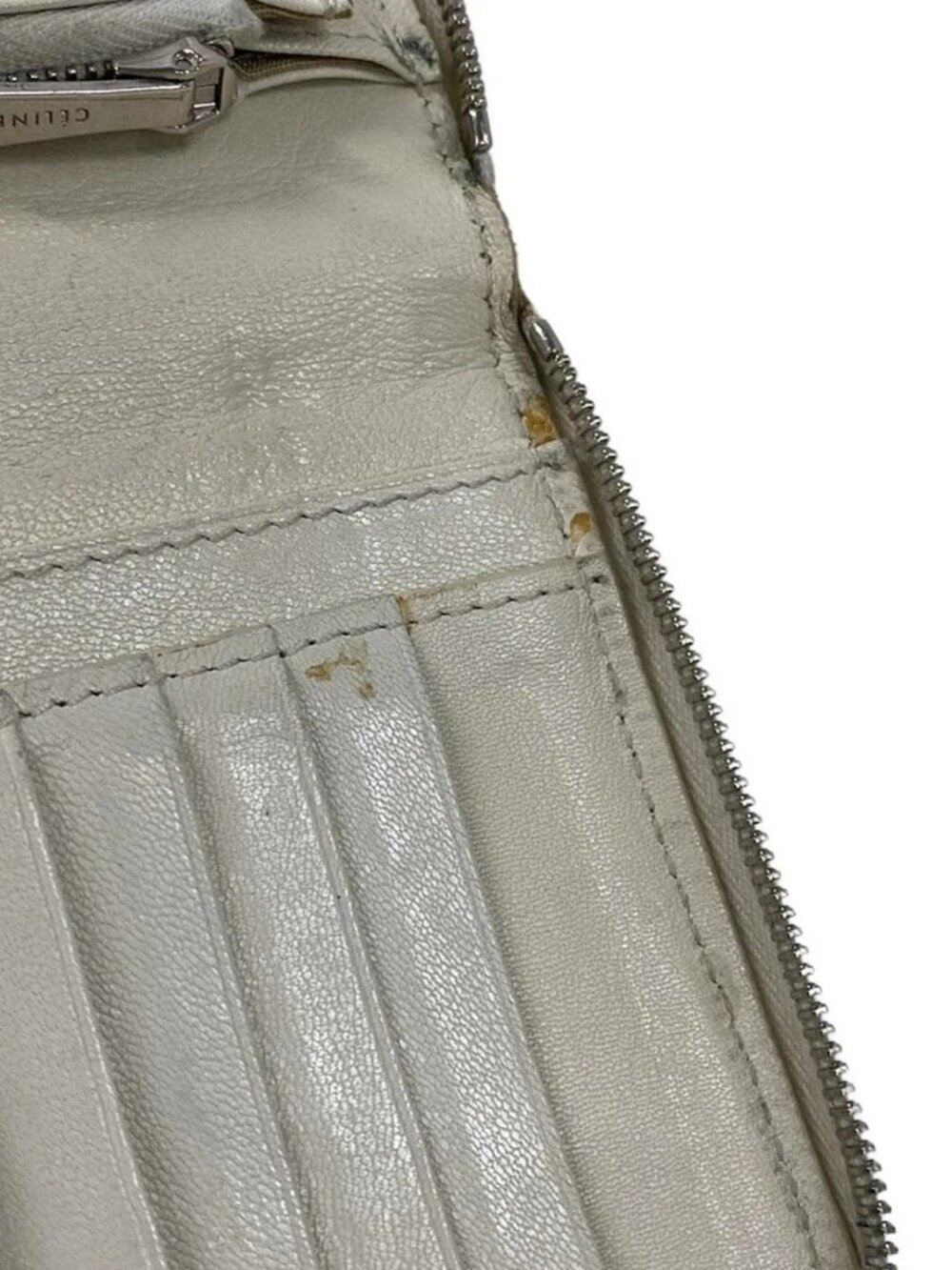CELINE - Cream hologram Leather Bifold Wallet - Picture 9 of 11